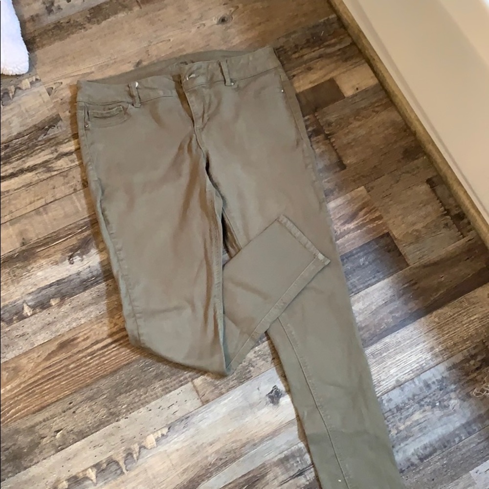 Maurice large army green pants
